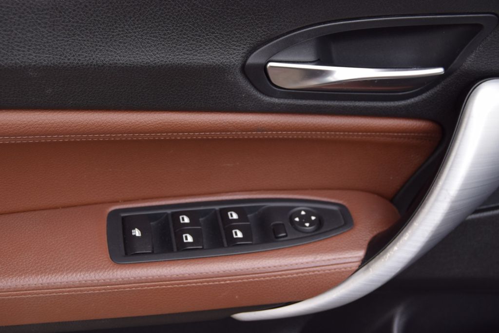 BMW 220i Cabrio Luxury Line!AUTOMATIK!, Automatik, aus dem Bestand von Hölscher Automobile Nordkirchen-Capelle — Ansicht 9