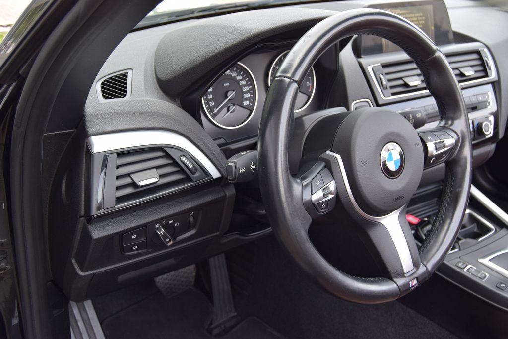 BMW 220i Cabrio Luxury Line!AUTOMATIK!, Automatik, aus dem Bestand von Hölscher Automobile Nordkirchen-Capelle — Ansicht 10