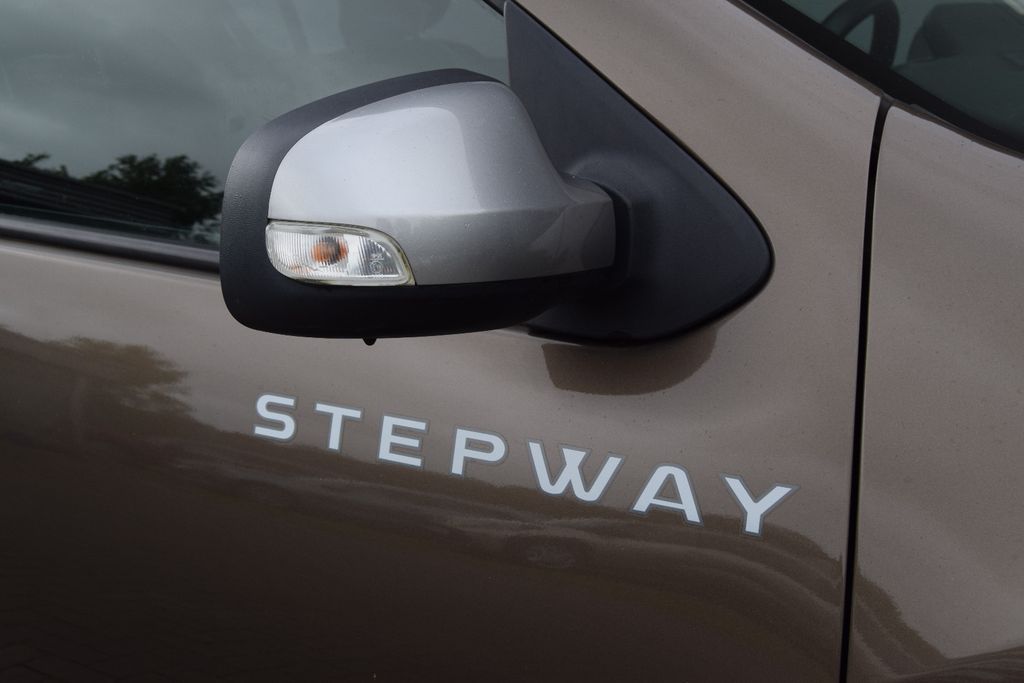 Dacia Sandero Stepway!AUTOMATIK!Navi,Sitzh,Kam,,,,,, Automatik, aus dem Bestand von Hölscher Automobile Nordkirchen-Capelle — Ansicht 7