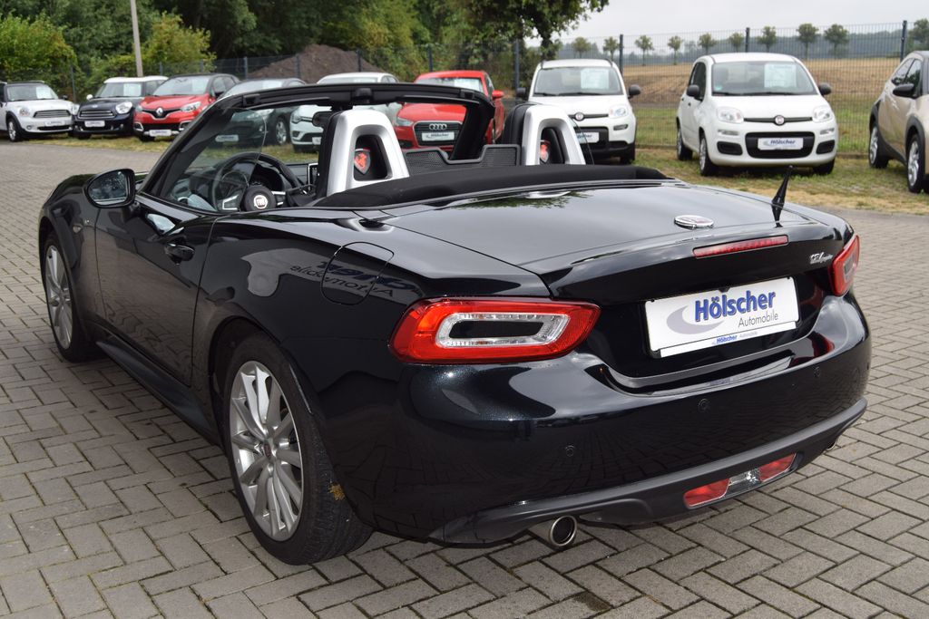 Fiat 124 Spider!!AUTOMATIK!!Navi,Leder,Xenon,Kam,,,,,, Automatik, aus dem Bestand von Hölscher Automobile Nordkirchen-Capelle — Ansicht 4