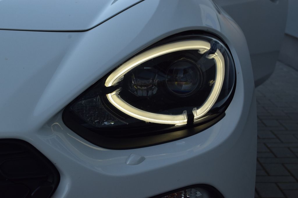 Fiat 124 Spider!AUTOMATIK!Navi,Leder,Xenon,,,,, Automatik, aus dem Bestand von Hölscher Automobile Nordkirchen-Capelle — Ansicht 7