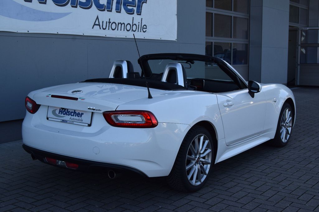 Fiat 124 Spider !AUTOMATIK! Navi,Xenon,Kam,Leder,,,,,, Automatik, aus dem Bestand von Hölscher Automobile Nordkirchen-Capelle — Ansicht 2