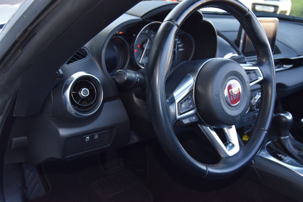 Fiat 124 Spider !AUTOMATIK! Navi,Xenon,Kam,Leder,,,,,, Automatik, aus dem Bestand von Hölscher Automobile Nordkirchen-Capelle — Ansicht 10