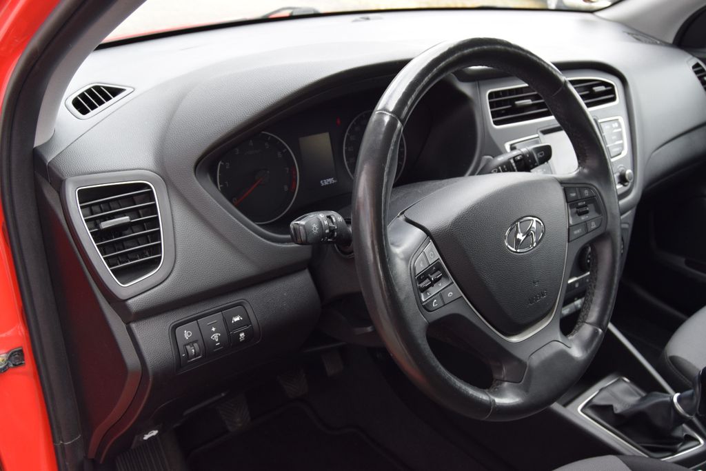 Hyundai i20 1.0 T-GDI 74kW,Parks,Sitz&Lenkradh,LM,Felg,,, Schaltgetriebe, aus dem Bestand von Hölscher Automobile Nordkirchen-Capelle — Ansicht 8