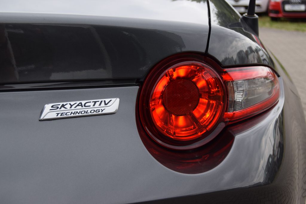 Mazda MX-5 RF!AUTOMATIK! Sports-Line,Navi,Leder,LED,,,, Automatik, aus dem Bestand von Hölscher Automobile Nordkirchen-Capelle — Ansicht 8