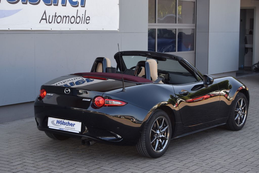 Mazda MX-5 Sakura,Navi,Leder,LED,Parks,Sitzh,,,,, Schaltgetriebe, aus dem Bestand von Hölscher Automobile Nordkirchen-Capelle — Ansicht 2