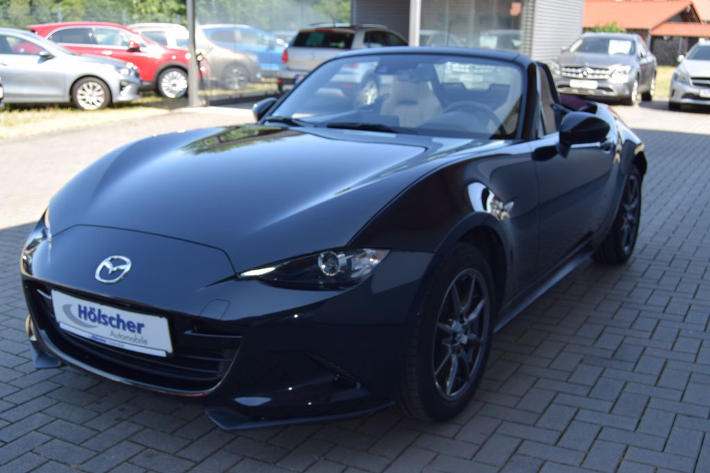 Mazda MX-5 Sakura,Navi,Leder,LED,Parks,Sitzh,,,,, Schaltgetriebe, aus dem Bestand von Hölscher Automobile Nordkirchen-Capelle — Ansicht 3