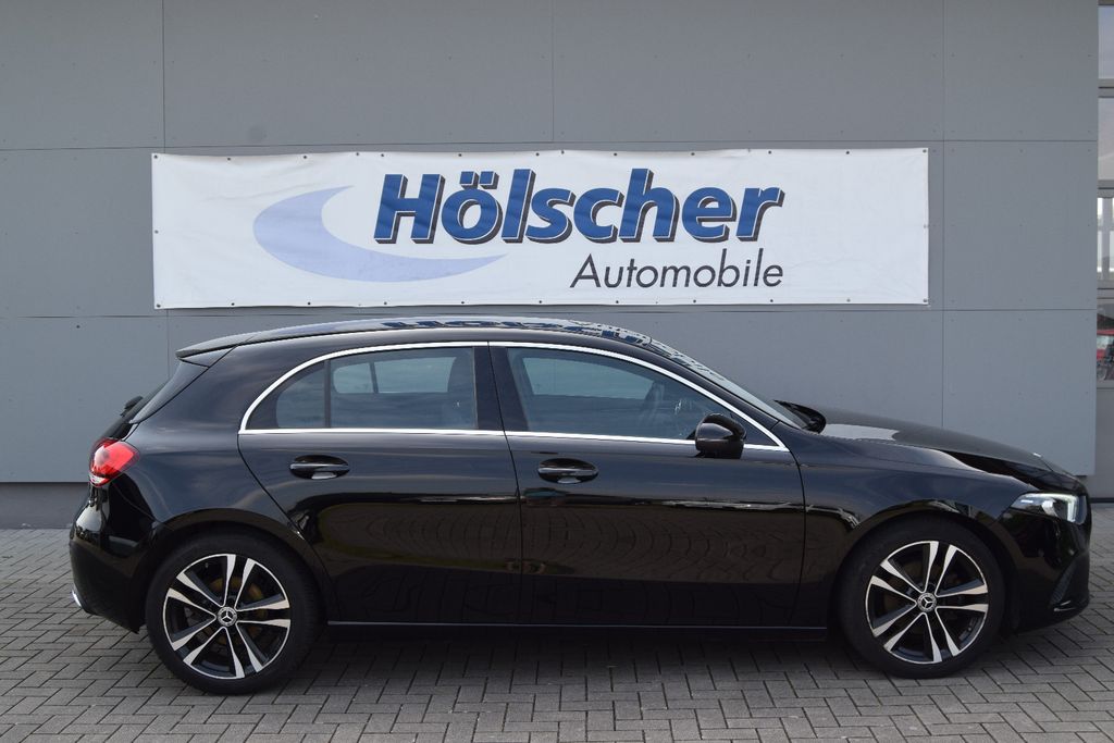 MERCEDES-BENZ A 180!AUTOMATIK!Navi,Leder,Xenon,Parks,V&H,,,,,,, Automatik, aus dem Bestand von Hölscher Automobile Nordkirchen-Capelle — Ansicht 5