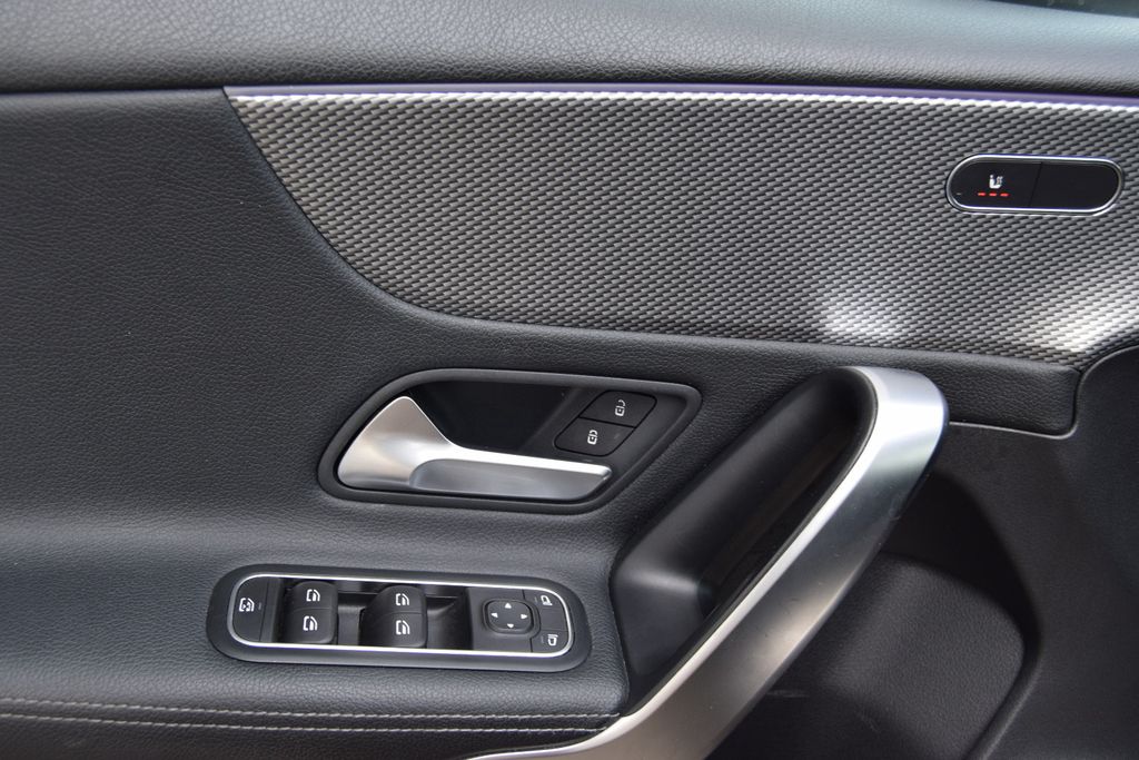 MERCEDES-BENZ A 180!AUTOMATIK!Navi,Leder,Xenon,Parks,V&H,,,,,,, Automatik, aus dem Bestand von Hölscher Automobile Nordkirchen-Capelle — Ansicht 8
