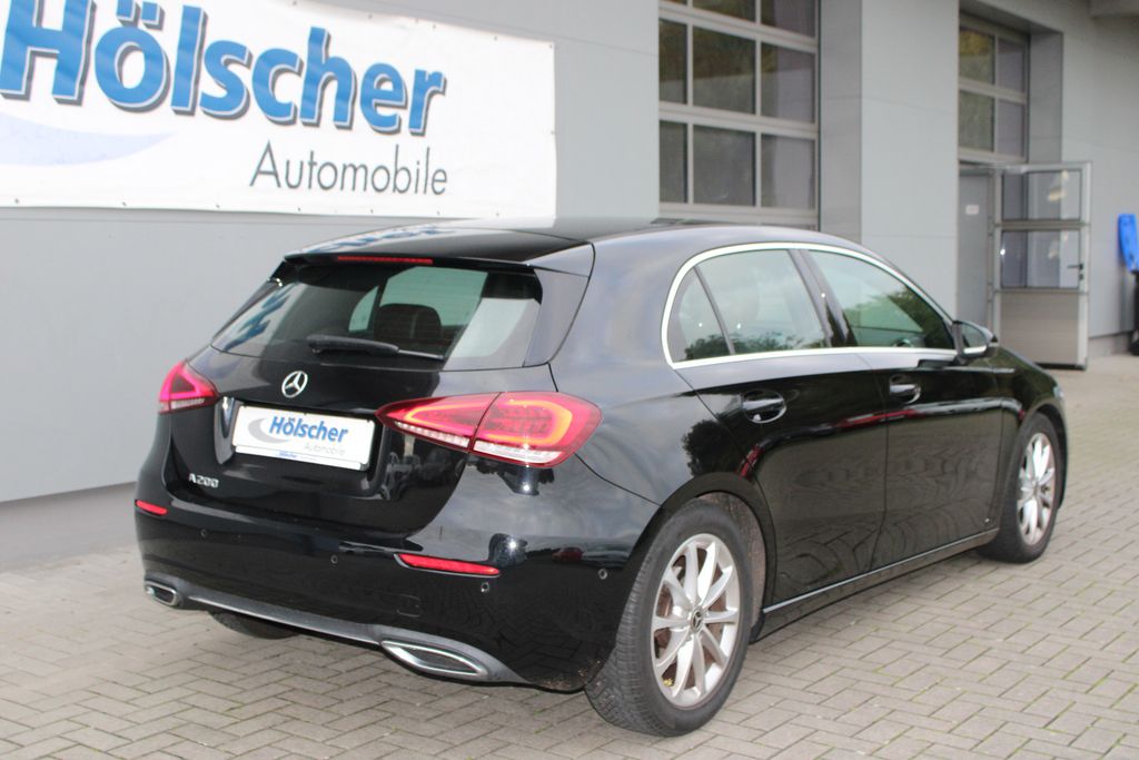 MERCEDES-BENZ A 200!AUTOMATIK!Navi,Kam,Leder,LED,Siztzh,Parks,, Automatik, aus dem Bestand von Hölscher Automobile Nordkirchen-Capelle — Ansicht 2