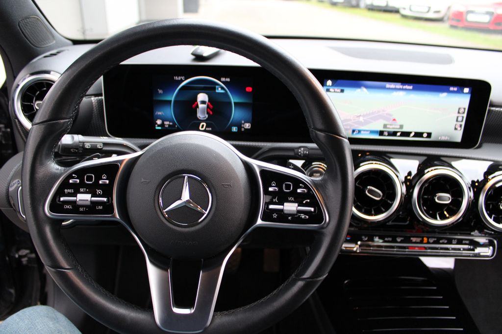 MERCEDES-BENZ A 200!AUTOMATIK!Navi,Kam,Leder,LED,Siztzh,Parks,, Automatik, aus dem Bestand von Hölscher Automobile Nordkirchen-Capelle — Ansicht 13