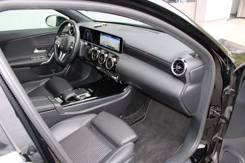 MERCEDES-BENZ A 200!AUTOMATIK!Navi,Kam,Leder,LED,Siztzh,Parks,, Automatik, aus dem Bestand von Hölscher Automobile Nordkirchen-Capelle — Ansicht 14
