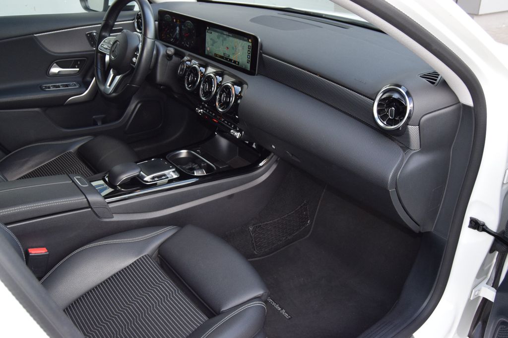 MERCEDES-BENZ A 220 Progressive!AUTOMATIK!Navi,Standh,Leder..., Automatik, aus dem Bestand von Hölscher Automobile Nordkirchen-Capelle — Ansicht 13