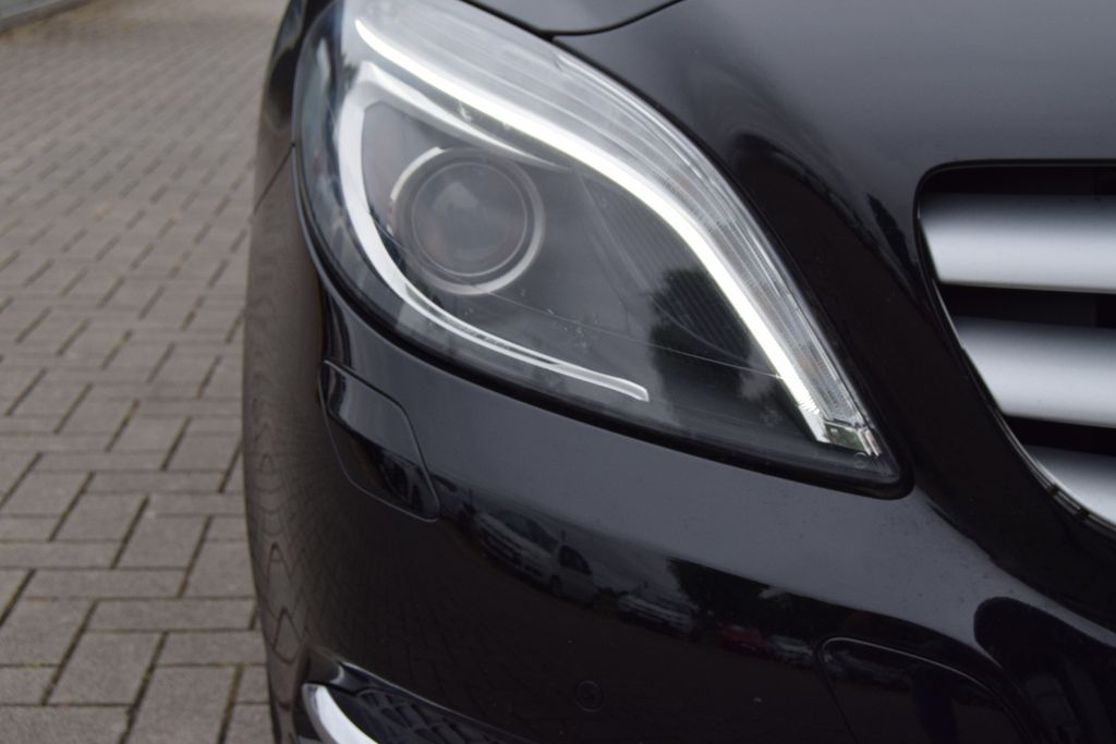 MERCEDES-BENZ B 180 CDI !AUTOMATIK! Edition 1,Navi,Xenon,Sitzh, Automatik, aus dem Bestand von Hölscher Automobile Nordkirchen-Capelle — Ansicht 6
