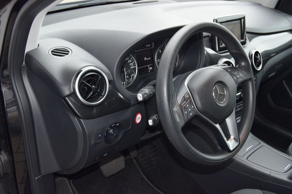 MERCEDES-BENZ B 180 CDI !AUTOMATIK! Edition 1,Navi,Xenon,Sitzh, Automatik, aus dem Bestand von Hölscher Automobile Nordkirchen-Capelle — Ansicht 10