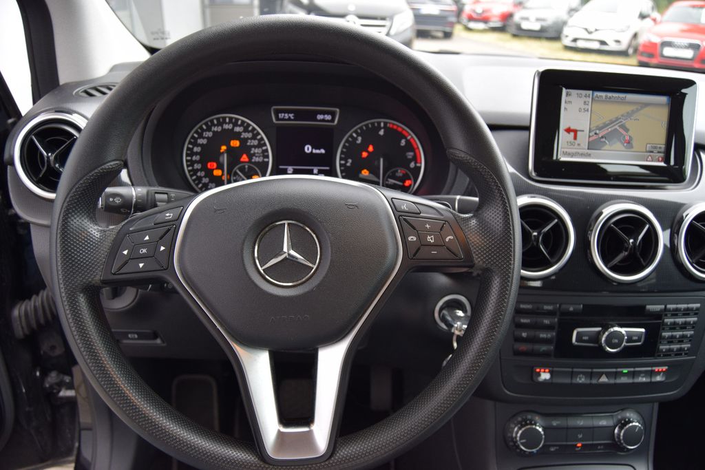 MERCEDES-BENZ B 180 CDI !AUTOMATIK! Edition 1,Navi,Xenon,Sitzh, Automatik, aus dem Bestand von Hölscher Automobile Nordkirchen-Capelle — Ansicht 13