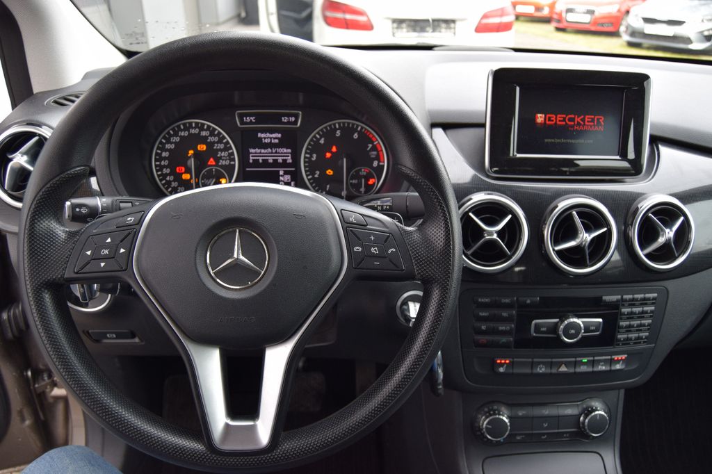 MERCEDES-BENZ B 180 Style!AUTOMATIK!AHK,Navi,Parks,V&H,,,,,,,,, Automatik, aus dem Bestand von Hölscher Automobile Nordkirchen-Capelle — Ansicht 11
