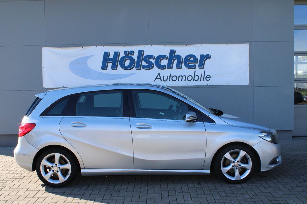 MERCEDES-BENZ B 200!AUTOMATIK!NAVI;LEDER;PARKS;V&H,SITZH;, Schaltgetriebe, aus dem Bestand von Hölscher Automobile Nordkirchen-Capelle — Ansicht 5