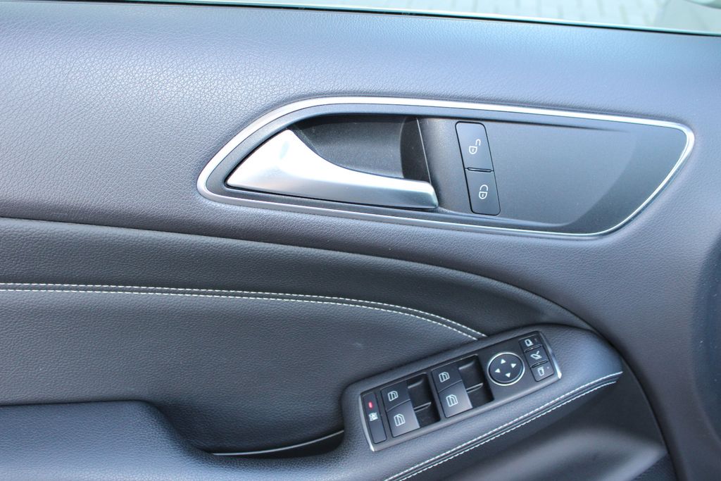 MERCEDES-BENZ B 200!AUTOMATIK!NAVI;LEDER;PARKS;V&H,SITZH;, Schaltgetriebe, aus dem Bestand von Hölscher Automobile Nordkirchen-Capelle — Ansicht 7