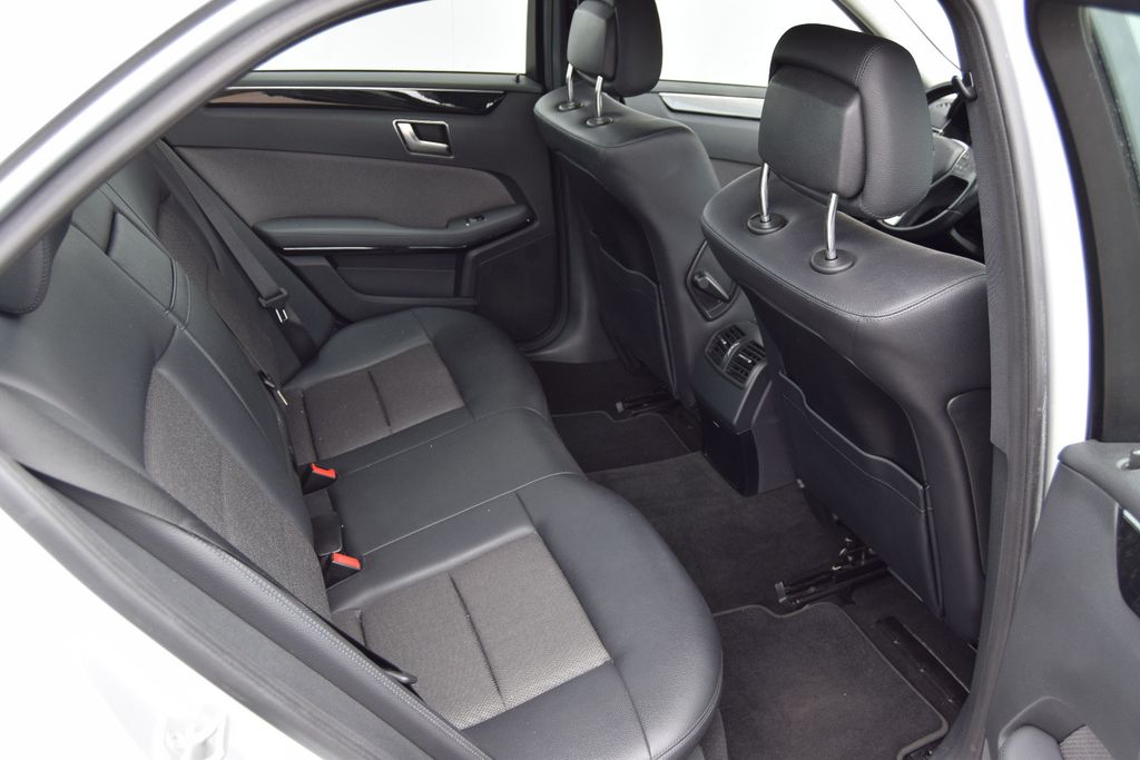MERCEDES-BENZ E 200 Limousine !AUTOMATIK!Navi, Leder,Xenon,,,,, Automatik, aus dem Bestand von Hölscher Automobile Nordkirchen-Capelle — Ansicht 15