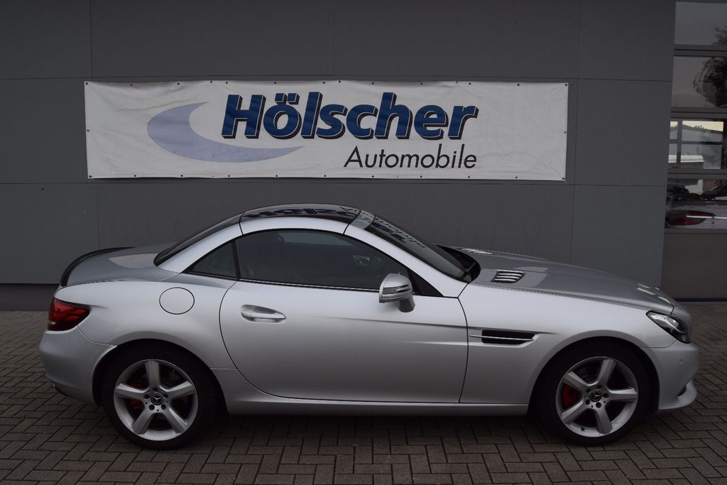 MERCEDES-BENZ SLC 180!AUTOMATIK!Navi,Xenon,Panorama,Leder,, Automatik, aus dem Bestand von Hölscher Automobile Nordkirchen-Capelle — Ansicht 6