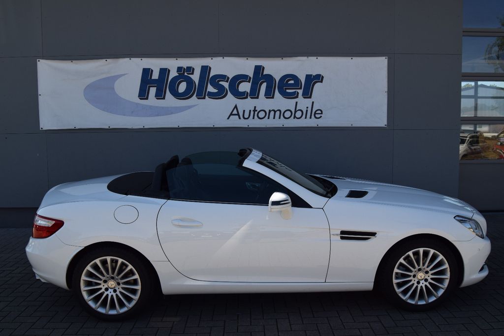 MERCEDES-BENZ SLK 200 !AUTOMAIK! Edition;Navi,Leder,Xenon,,,,, Automatik, aus dem Bestand von Hölscher Automobile Nordkirchen-Capelle — Ansicht 5