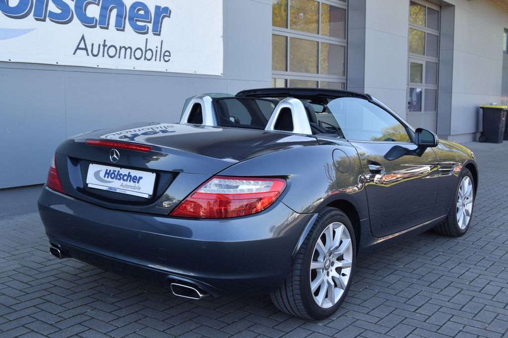 MERCEDES-BENZ SLK 200!AUTOMATIK! Edition 1,Navi,Leder,Kopfh,,,, Automatik, aus dem Bestand von Hölscher Automobile Nordkirchen-Capelle — Ansicht 2