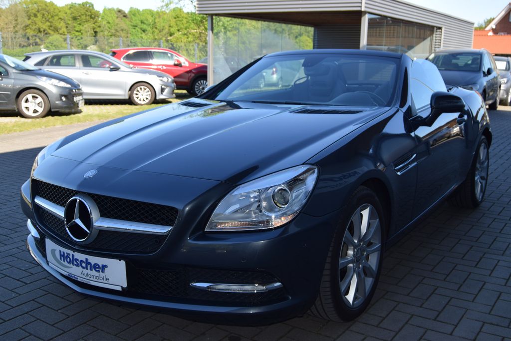 MERCEDES-BENZ SLK 200!AUTOMATIK! Edition 1,Navi,Leder,Kopfh,,,, Automatik, aus dem Bestand von Hölscher Automobile Nordkirchen-Capelle — Ansicht 3