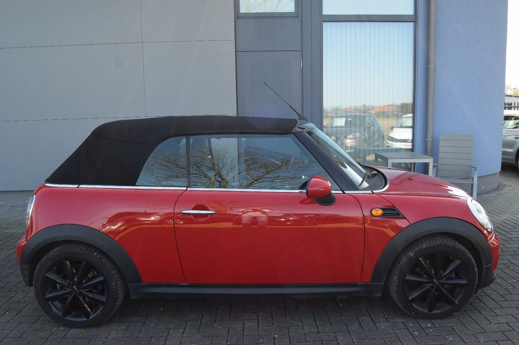 MINI Cooper Cabrio,Leder,Parks,Sitzh,LM,Felg,Allwett,, Schaltgetriebe, aus dem Bestand von Hölscher Automobile Nordkirchen-Capelle — Ansicht 6