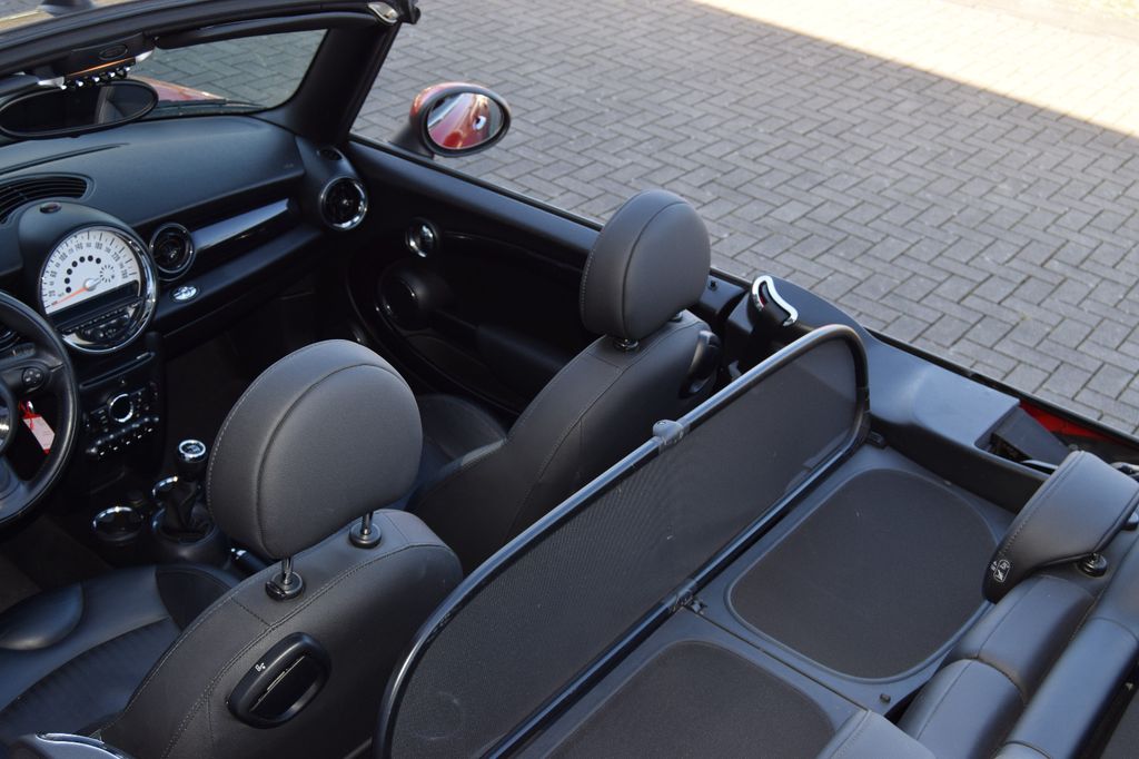 MINI Cooper Cabrio,Leder,Parks,Sitzh,LM,Felg,Allwett,, Schaltgetriebe, aus dem Bestand von Hölscher Automobile Nordkirchen-Capelle — Ansicht 8