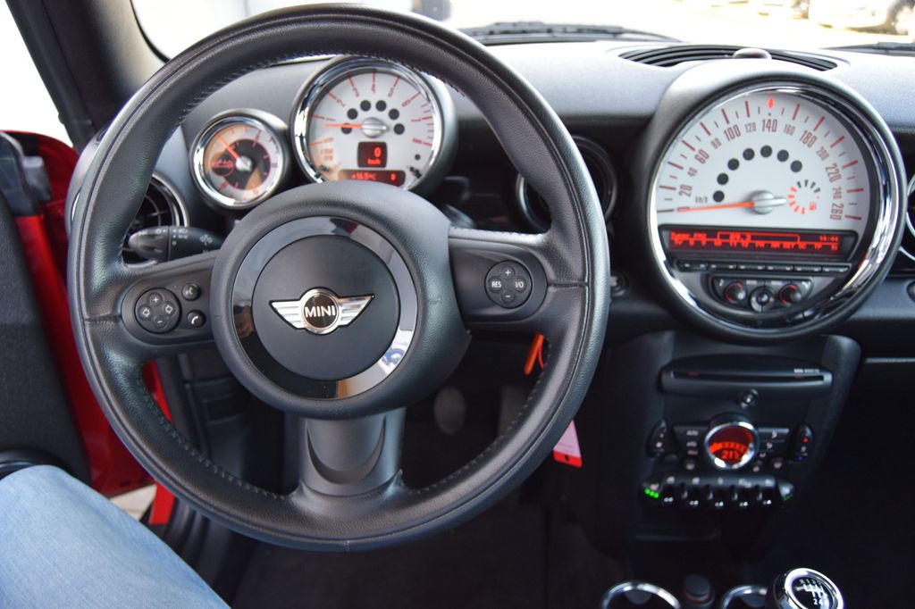 MINI Cooper Cabrio,Leder,Parks,Sitzh,LM,Felg,Allwett,, Schaltgetriebe, aus dem Bestand von Hölscher Automobile Nordkirchen-Capelle — Ansicht 13