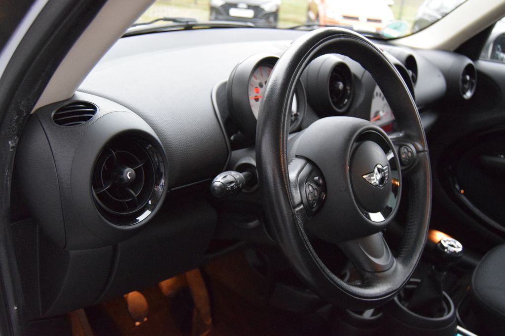 MINI Cooper Countryman;Panoramad,Sitzh,Parks, LM,Felg, Schaltgetriebe, aus dem Bestand von Hölscher Automobile Nordkirchen-Capelle — Ansicht 10