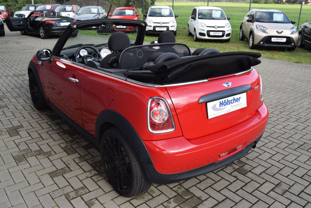 MINI One Cabrio Highgate, Schaltgetriebe, aus dem Bestand von Hölscher Automobile Nordkirchen-Capelle — Ansicht 4