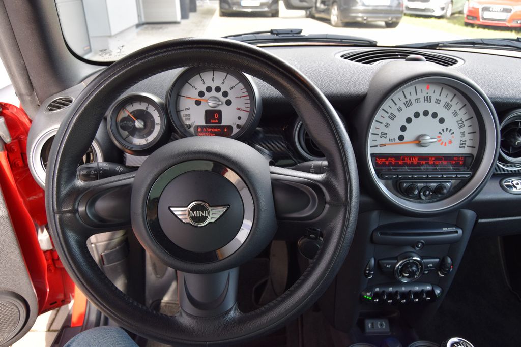 MINI One Cabrio Highgate, Schaltgetriebe, aus dem Bestand von Hölscher Automobile Nordkirchen-Capelle — Ansicht 13
