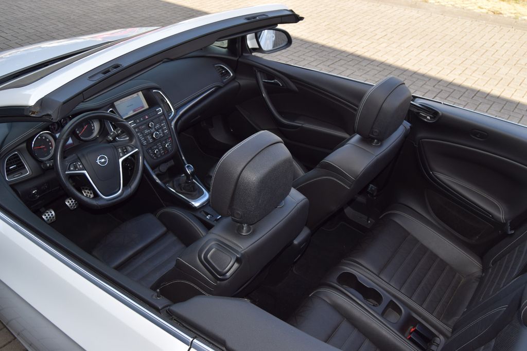 Opel Cascada, INNOVATION,Navi,Leder,Xenon Sitzlüftung, Schaltgetriebe, aus dem Bestand von Hölscher Automobile Nordkirchen-Capelle — Ansicht 6