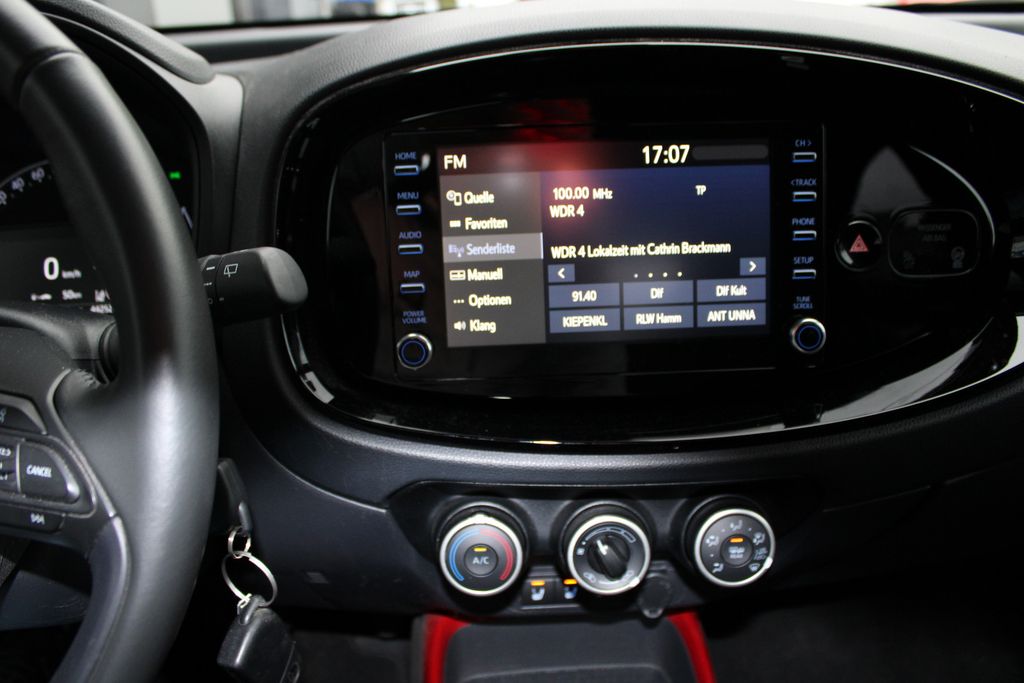 Toyota Aygo (X) 1.0-l-VVT-i Pulse S-CVT, Automatik, aus dem Bestand von Hölscher Automobile Nordkirchen-Capelle — Ansicht 10
