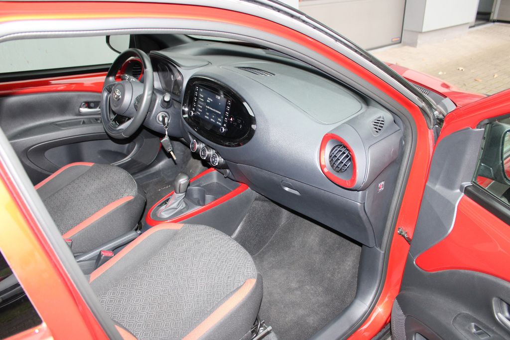 Toyota Aygo (X) 1.0-l-VVT-i Pulse S-CVT, Automatik, aus dem Bestand von Hölscher Automobile Nordkirchen-Capelle — Ansicht 13