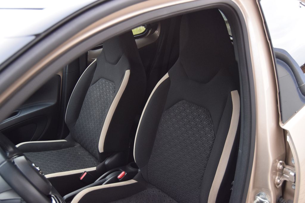 Toyota Aygo X Pulse!AUTOMATIK!Kam,Sitzh,Navi,,,,, Automatik, aus dem Bestand von Hölscher Automobile Nordkirchen-Capelle — Ansicht 8