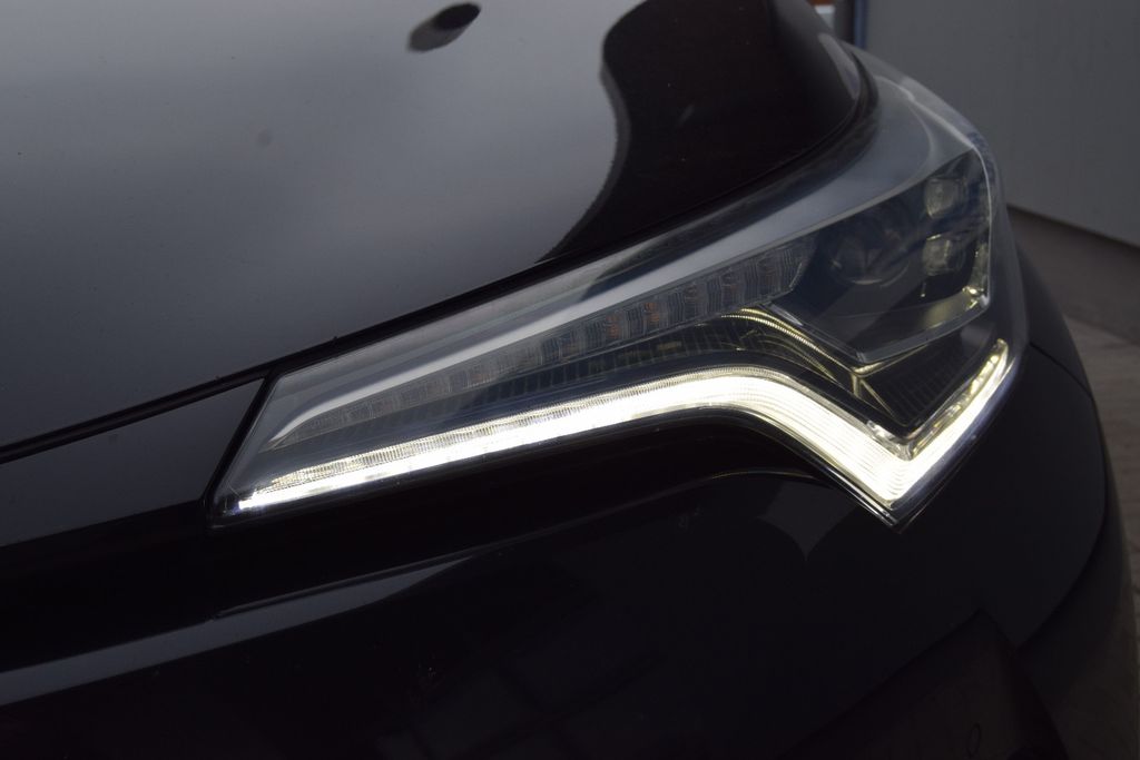 Toyota C-HR Hybrid Style,Navi,LED,Kam,Sitz&Lenkradh,,,,, Automatik, aus dem Bestand von Hölscher Automobile Nordkirchen-Capelle — Ansicht 6