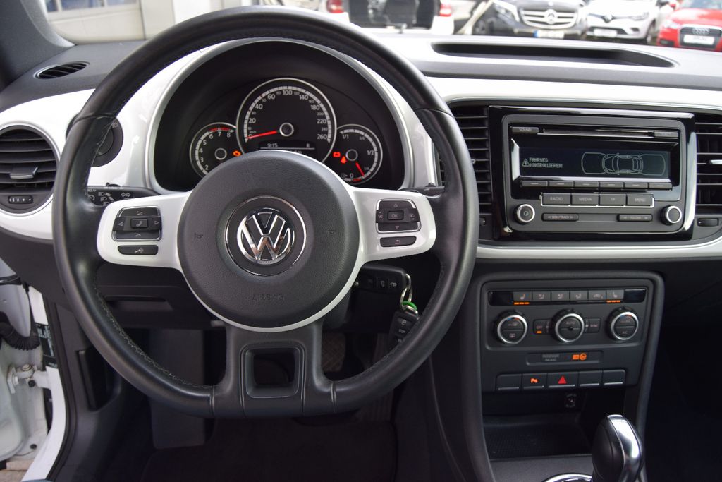 Volkswagen Beetle Cabriolet Design, Automatik, aus dem Bestand von Hölscher Automobile Nordkirchen-Capelle — Ansicht 13