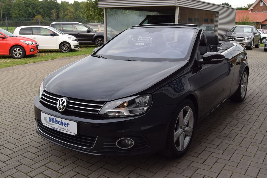 Volkswagen Eos 1.4 TSI Exclusive,Navi,Leder,Sitzh,Parks,,,,, Schaltgetriebe, aus dem Bestand von Hölscher Automobile Nordkirchen-Capelle — Ansicht 3