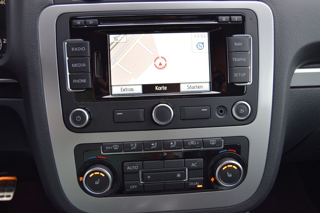 Volkswagen Eos 1.4 TSI Exclusive,Navi,Leder,Sitzh,Parks,,,,, Schaltgetriebe, aus dem Bestand von Hölscher Automobile Nordkirchen-Capelle — Ansicht 13
