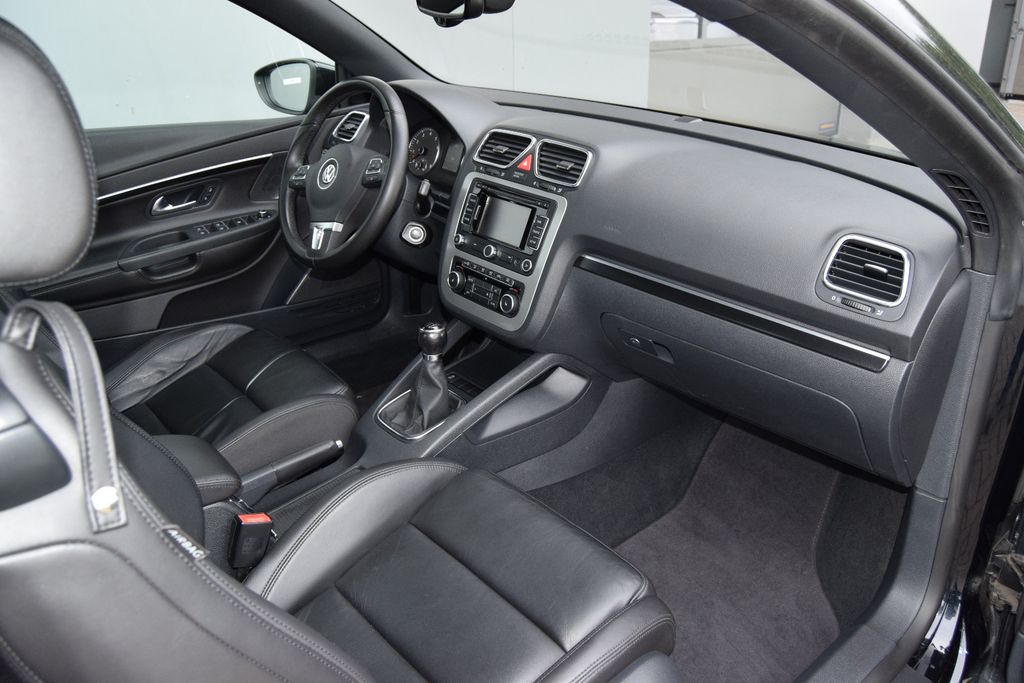 Volkswagen Eos 1.4 TSI Exclusive,Navi,Leder,Sitzh,Parks,,,,, Schaltgetriebe, aus dem Bestand von Hölscher Automobile Nordkirchen-Capelle — Ansicht 15