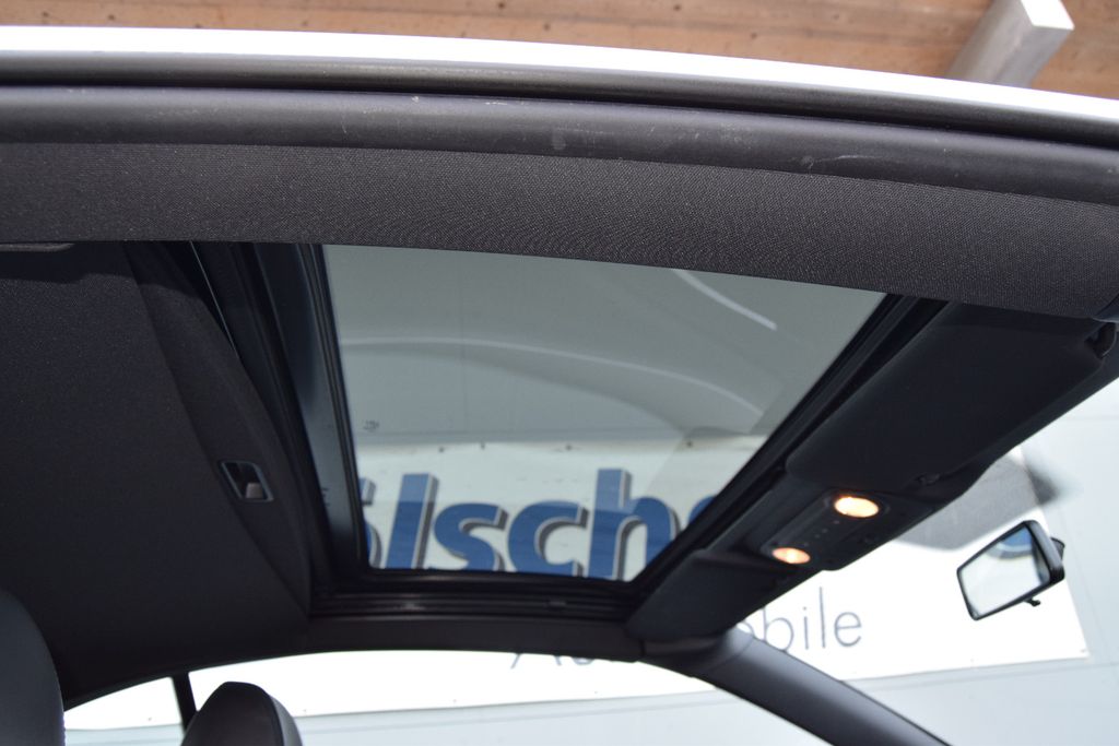 Volkswagen Eos 1.4 TSI Sport & Style ,Navi,Leder,Sith,Parks, Schaltgetriebe, aus dem Bestand von Hölscher Automobile Nordkirchen-Capelle — Ansicht 6