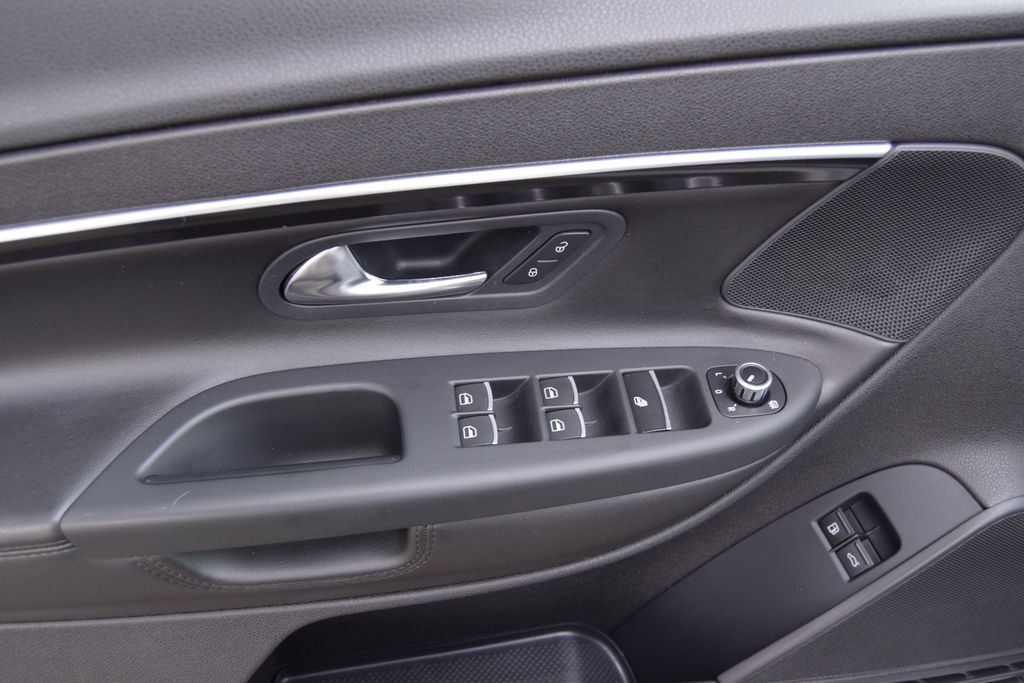 Volkswagen Eos 1.4 TSI Sport & Style ,Navi,Leder,Sith,Parks, Schaltgetriebe, aus dem Bestand von Hölscher Automobile Nordkirchen-Capelle — Ansicht 9