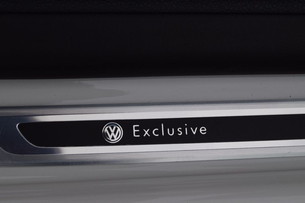 Volkswagen Eos Exclusive!AUTOMATIK!Navi,Leder,Xenon!AHK!, Automatik, aus dem Bestand von Hölscher Automobile Nordkirchen-Capelle — Ansicht 17