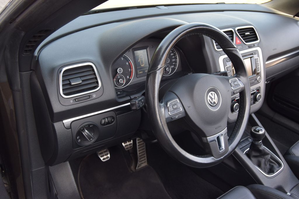 Volkswagen Eos, Sport & Style,Navi,Leder,Sitzh,Parks,,,,,, Schaltgetriebe, aus dem Bestand von Hölscher Automobile Nordkirchen-Capelle — Ansicht 9