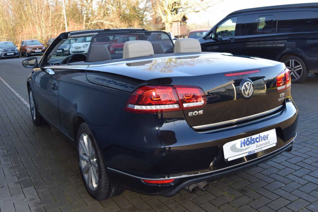 Volkswagen Eos, Sport & Style,Navi,Leder,Xenon,Kam,Sitzh,.., Schaltgetriebe, aus dem Bestand von Hölscher Automobile Nordkirchen-Capelle — Ansicht 4