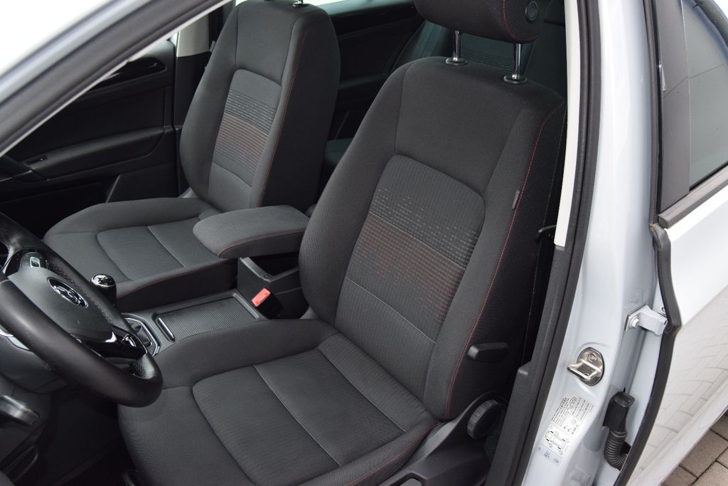 Volkswagen Golf Sportsv, Sound,Navi,Panoramad,Lenkrad&Sitzh, Schaltgetriebe, aus dem Bestand von Hölscher Automobile Nordkirchen-Capelle — Ansicht 11