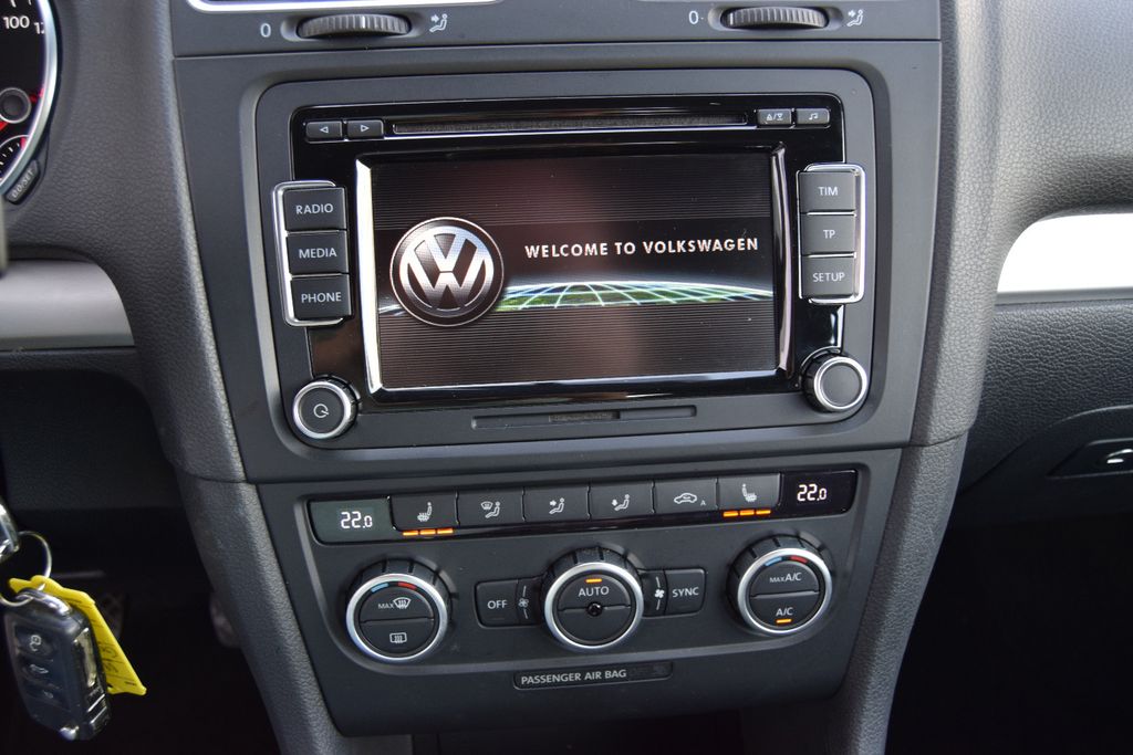 Volkswagen Golf VI Cab, ,Navi,Sitzh,Parks,V&H,Tempomat,, Schaltgetriebe, aus dem Bestand von Hölscher Automobile Nordkirchen-Capelle — Ansicht 12